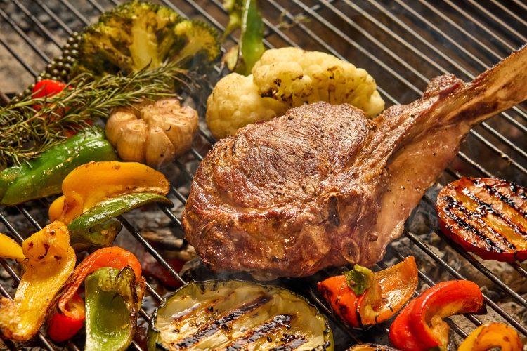 Steak Night Tại Ando Bistro Phú Quốc – Đậm Vị Thượng Hạng, Thăng Hoa Cùng Giai Điệu