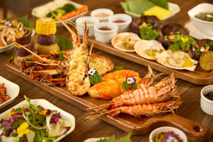 Surf & Turf Tại Ando Bistro – Sự Kết Hợp Hài Hòa Giữa Hải Sản Và Thịt Nướng